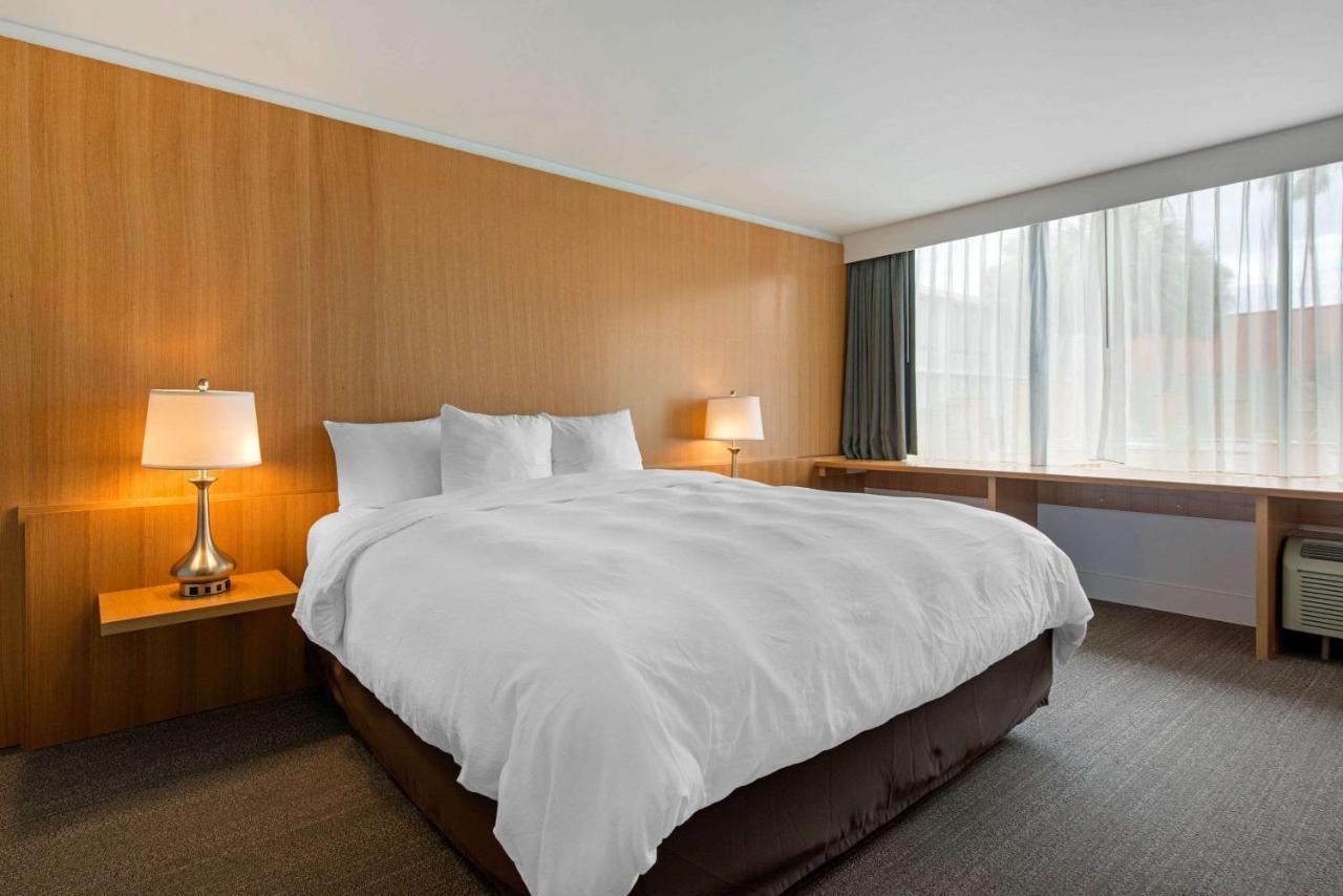 West Wing Hotel, Ascend Hotel Collection Tampa Exterior foto